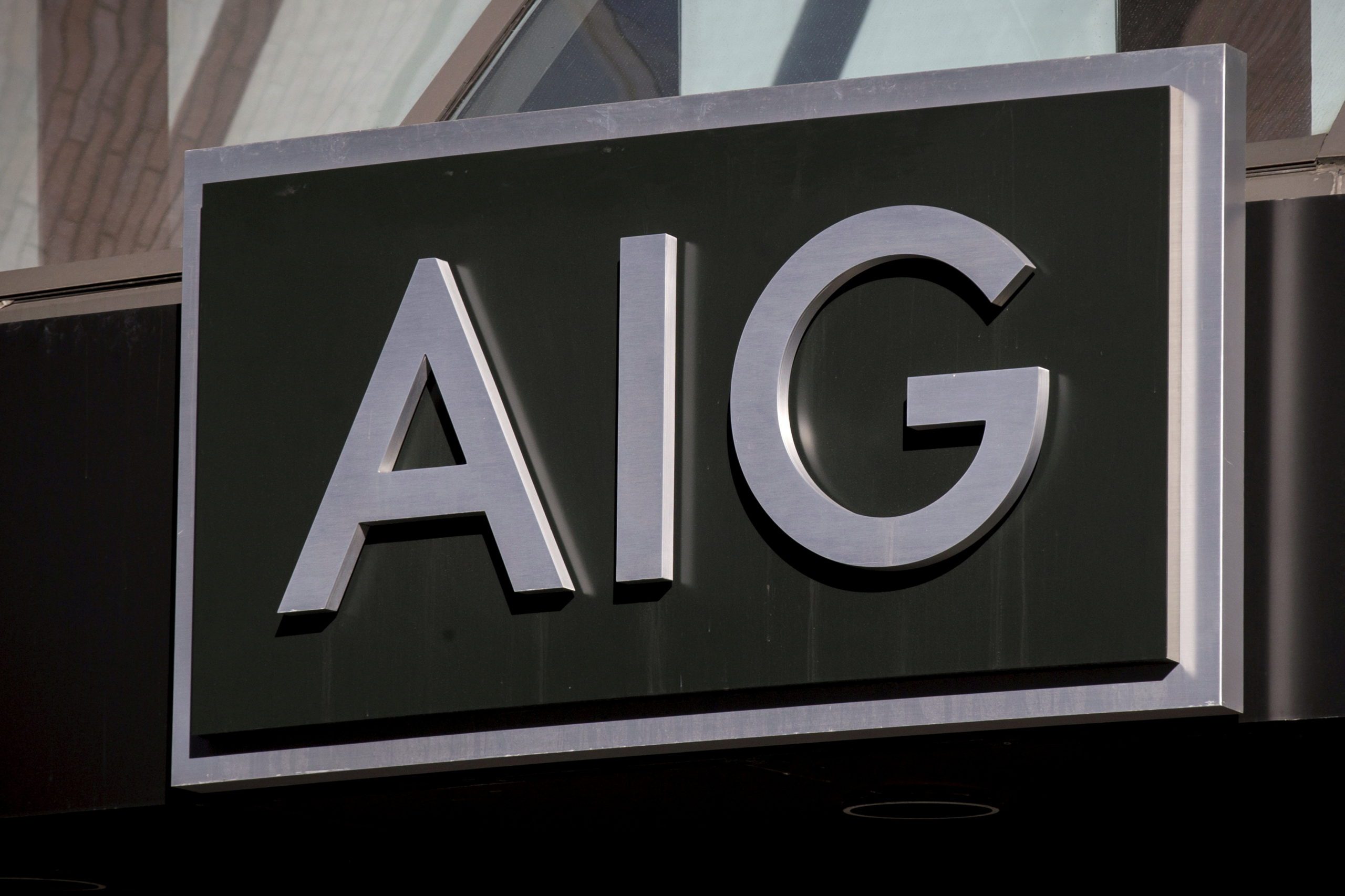 AIG Stock Analysis: Recent Analyst Ratings and Stock Forecast