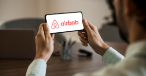 Airbnb Posts Upbeat Q1 Results with 18% Revenue Growth