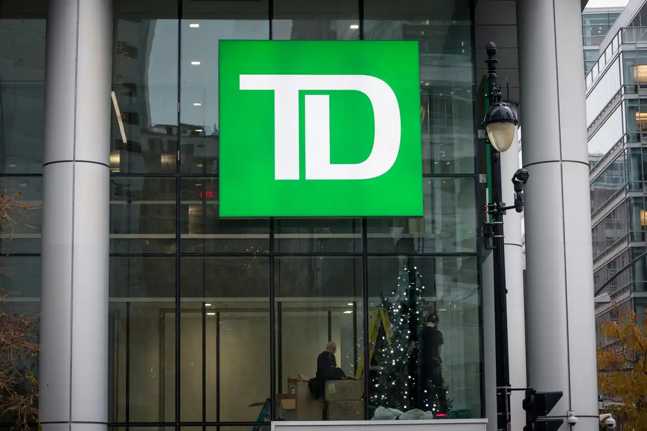 Toronto-Dominion Bank: Stock Forecast & Analysis as Legal Issues Persist